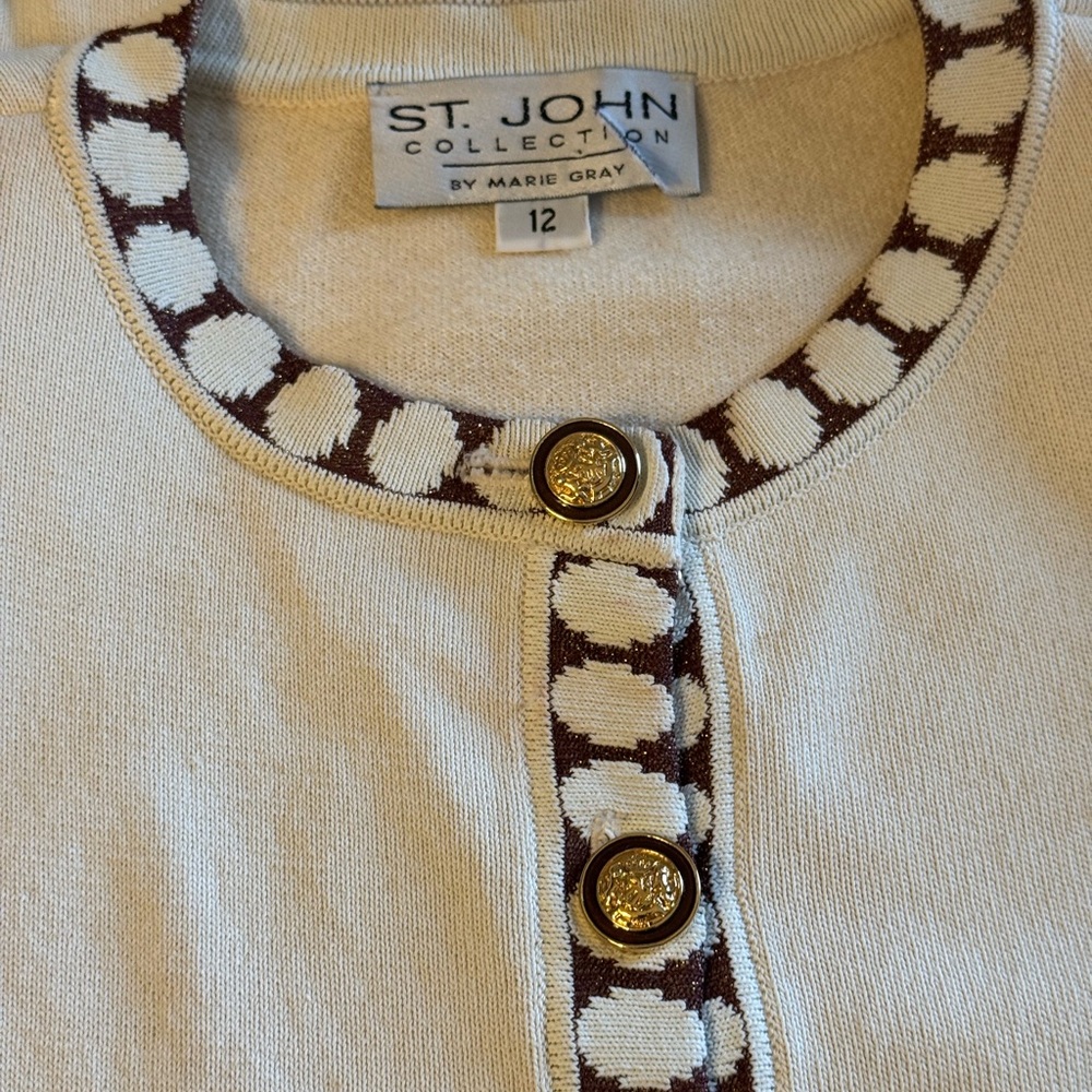 St. John Cream Skirt Set with Patterned Trim - Picture 5 of 7